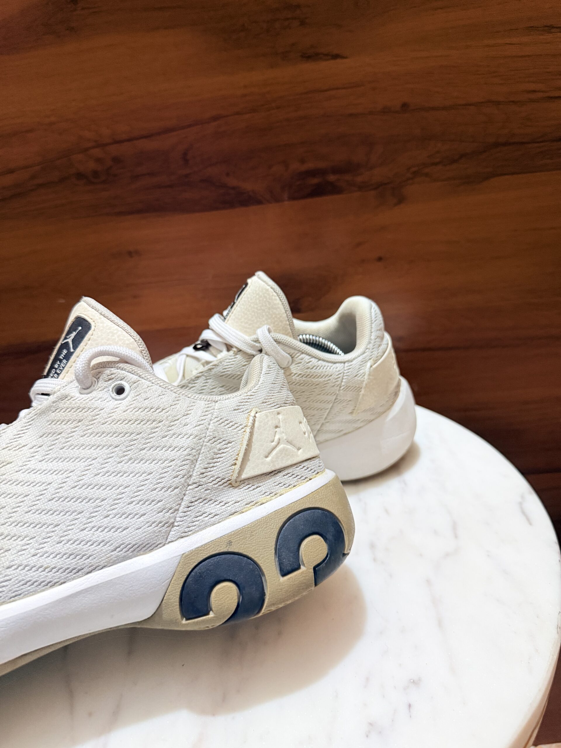 JORDAN Ultra Fly 3 low