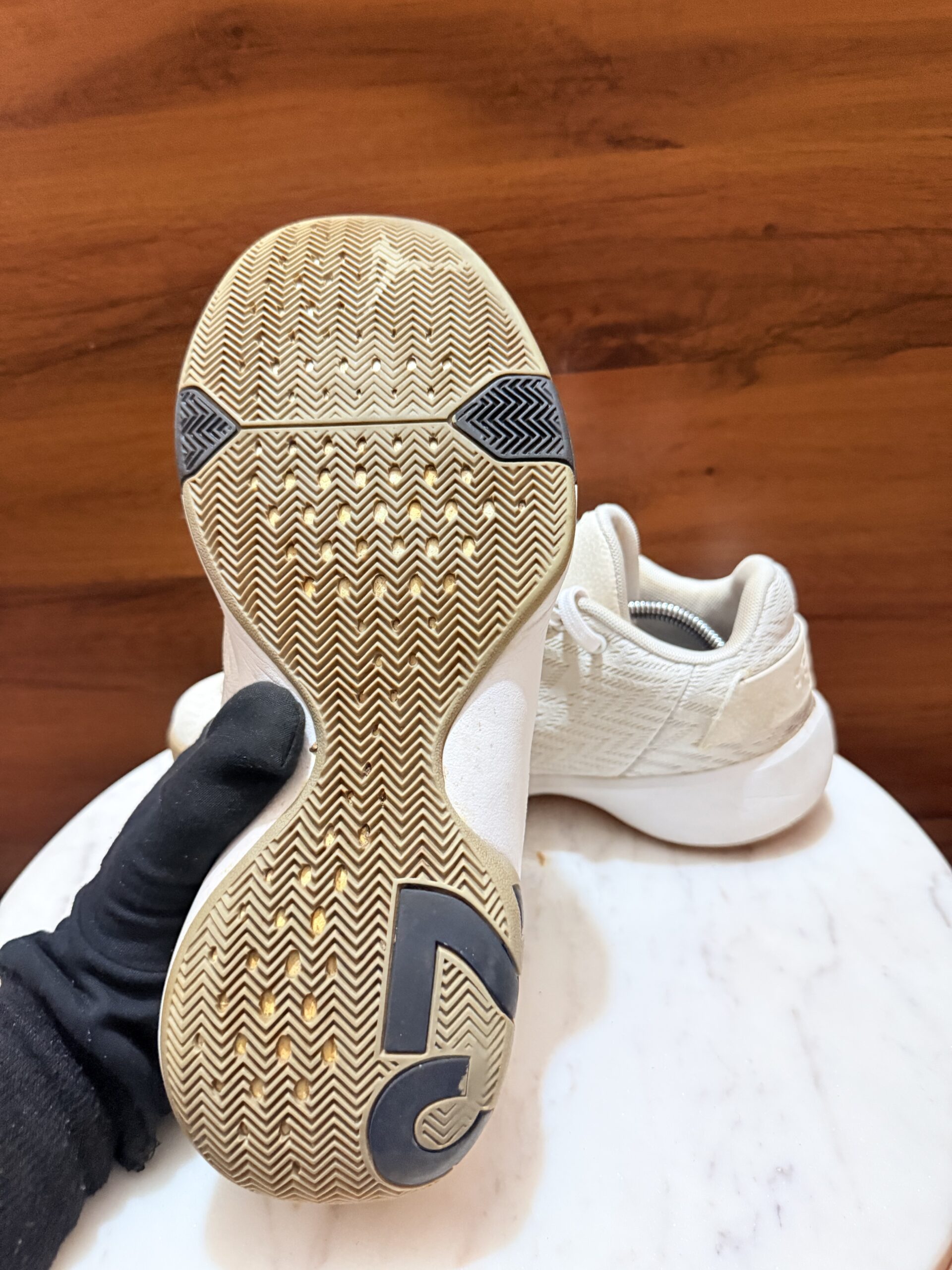 JORDAN Ultra Fly 3 low
