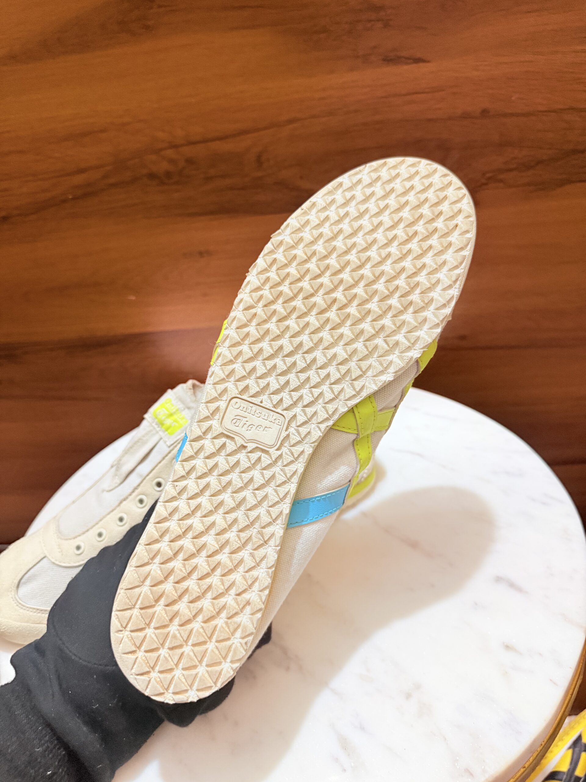 ONITSUKA TIGER SLIP-ON BEIGE NEON SNEAKERS - Image 6