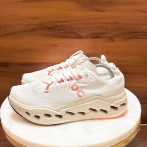 ON RUNNING CLOUDSURFER MAX IVORY SALMON SNEAKERS