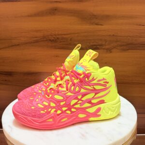 PUMA Neon Flame Runner