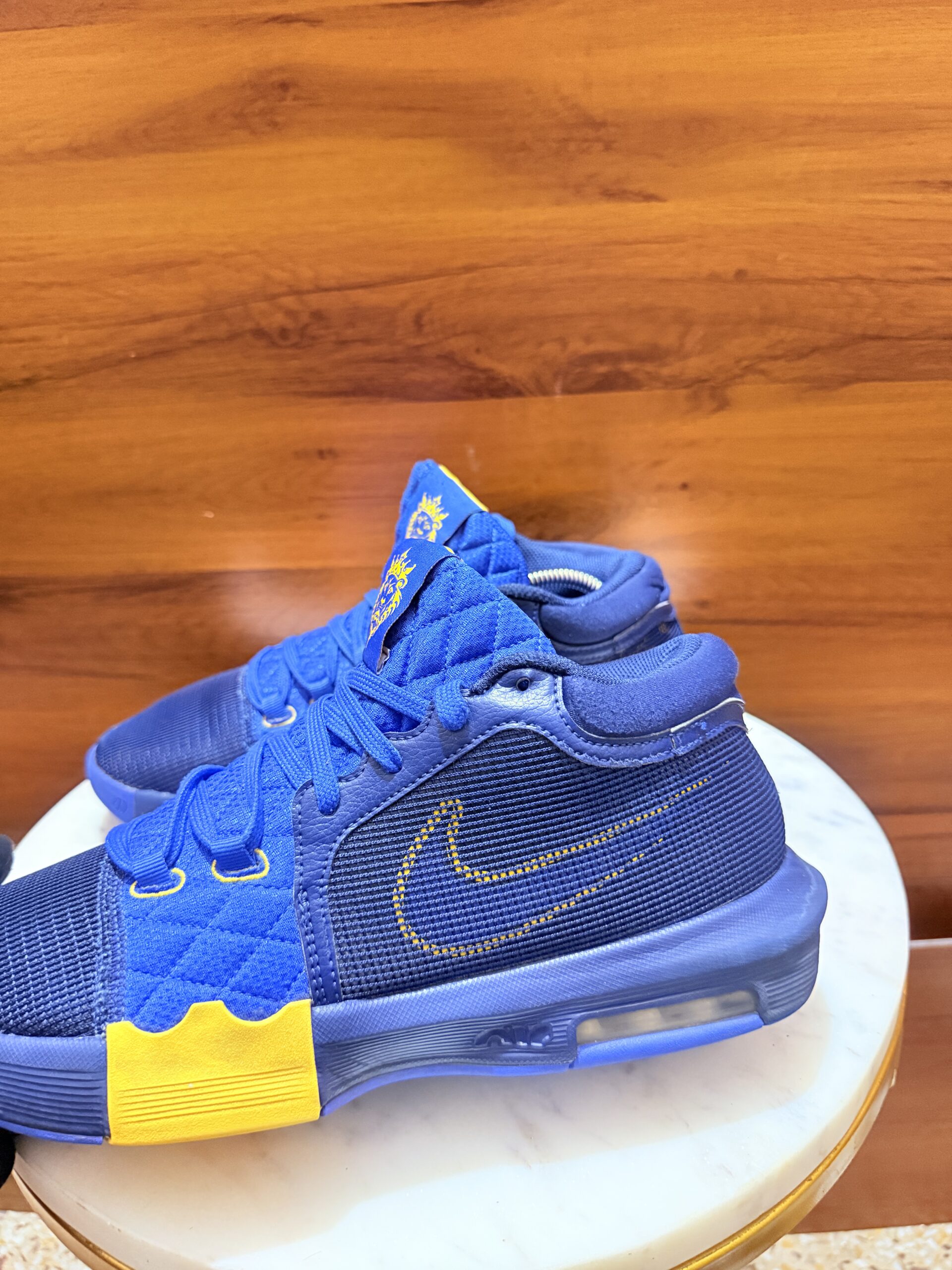 NIKE LEBRON WITNESS 8 BASKETBALL SHOES - Image 3
