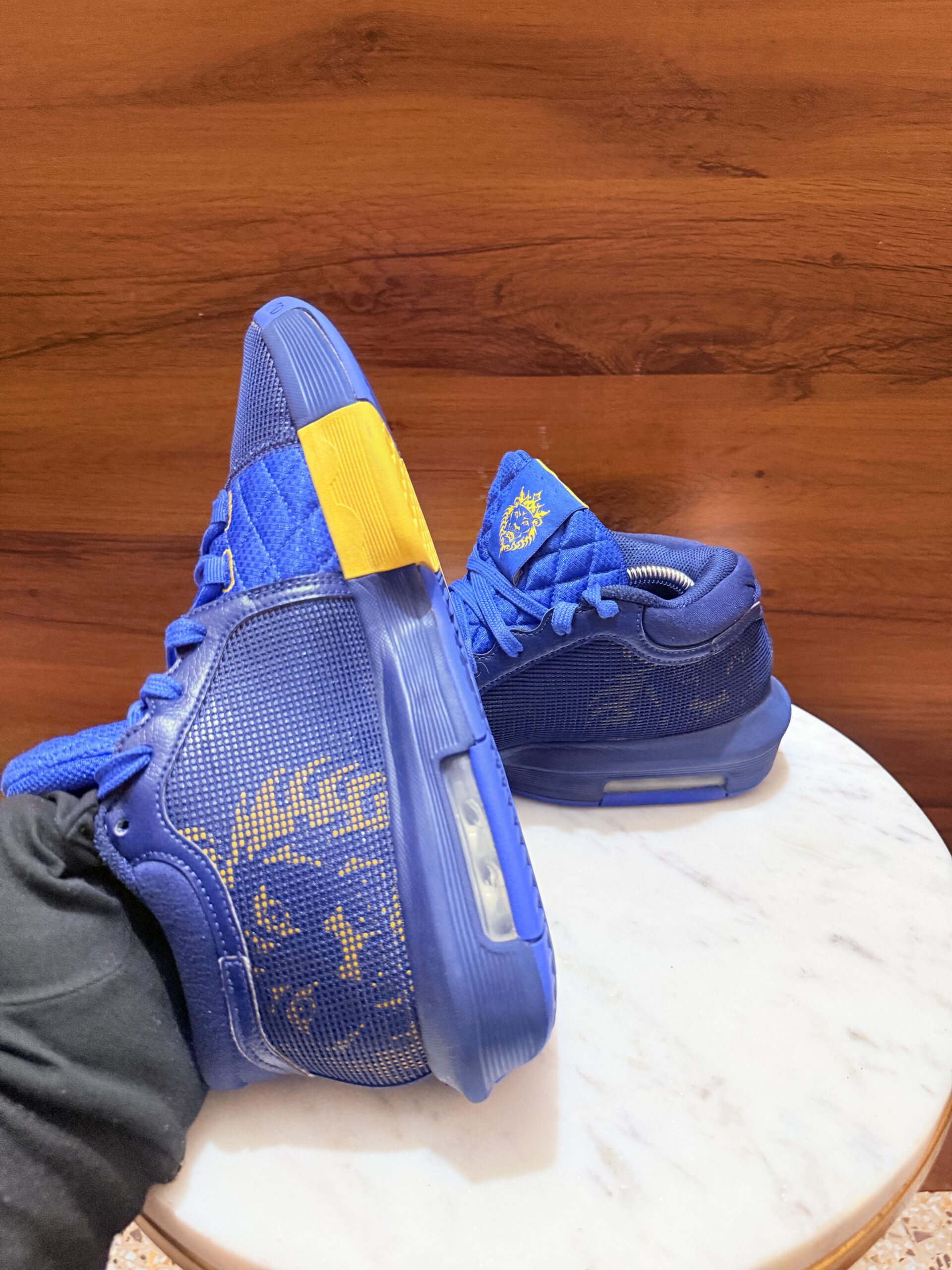 NIKE LEBRON WITNESS 8 BASKETBALL SHOES - Image 5