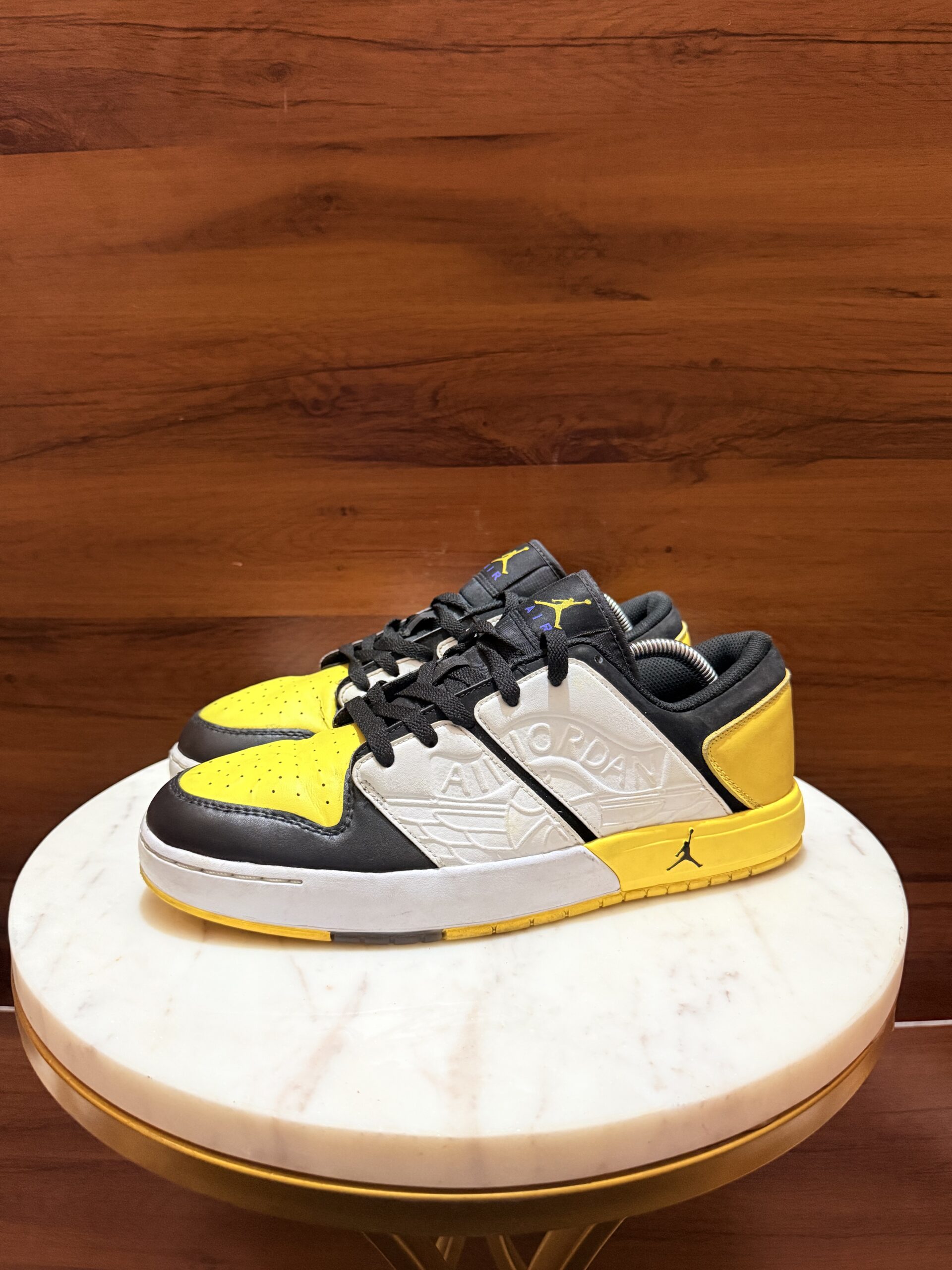 Jordan Stadium 90 Sneakers – White / Yellow / Black
