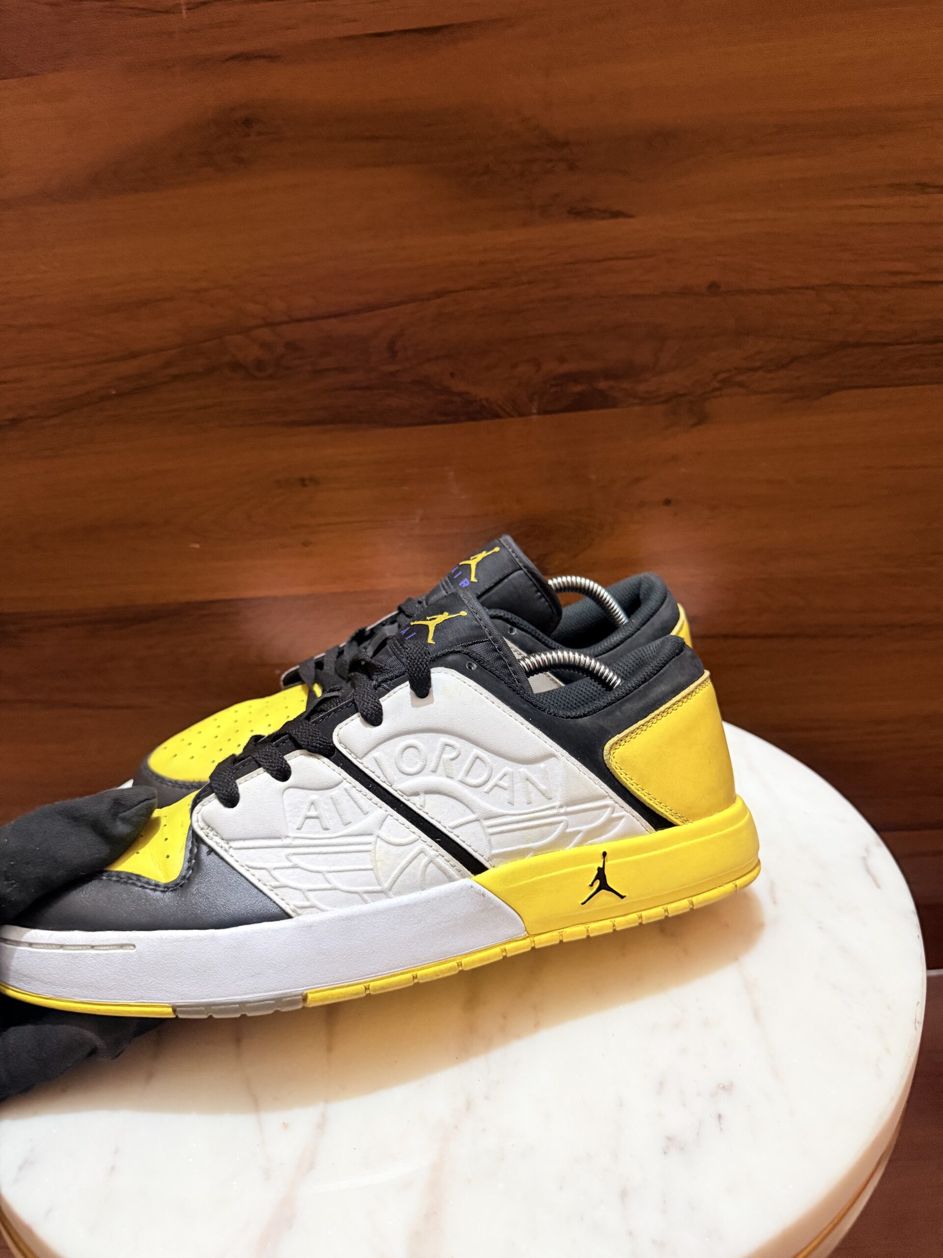 Jordan Stadium 90 Sneakers – White / Yellow / Black