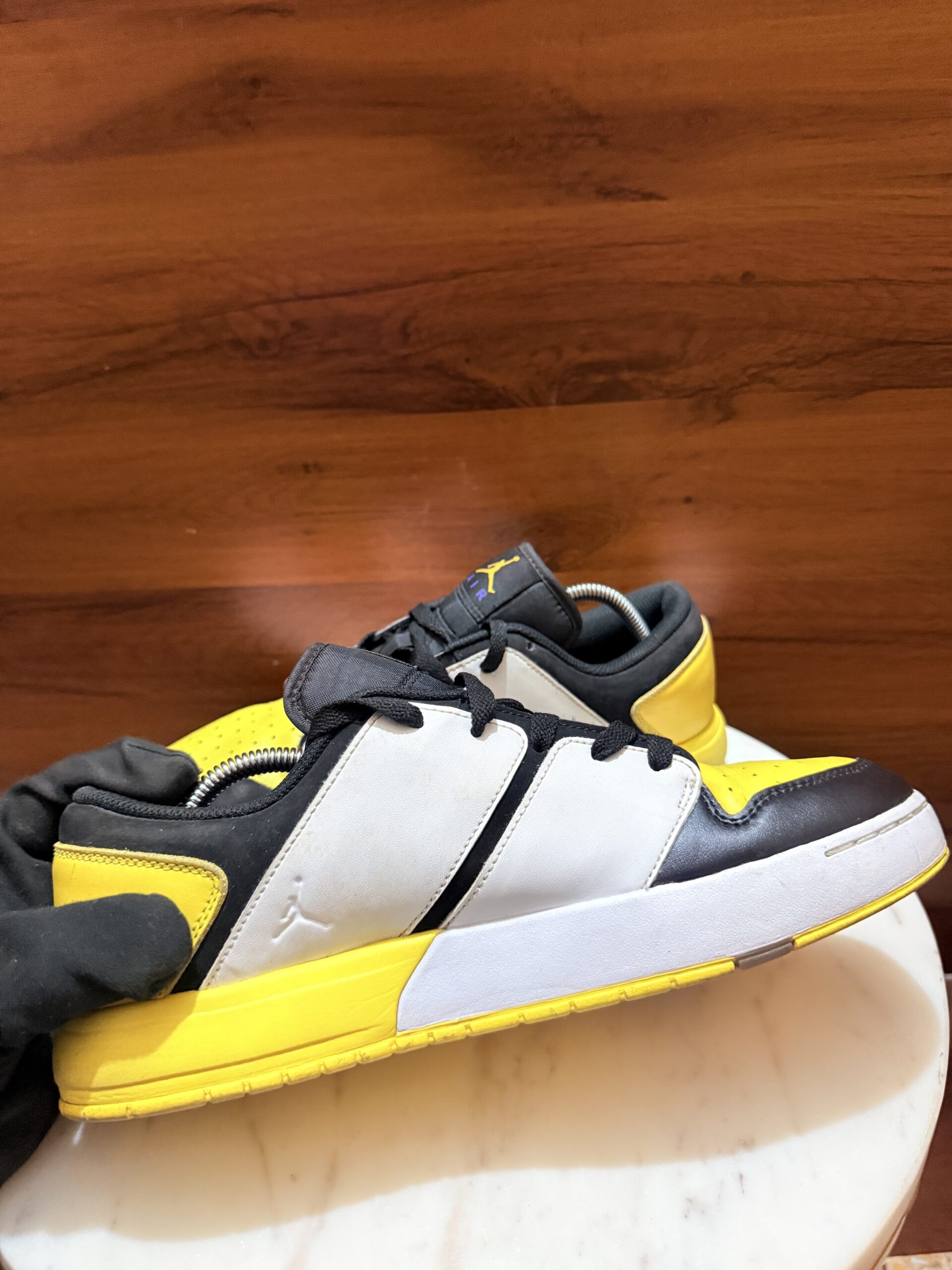 Jordan Stadium 90 Sneakers – White / Yellow / Black