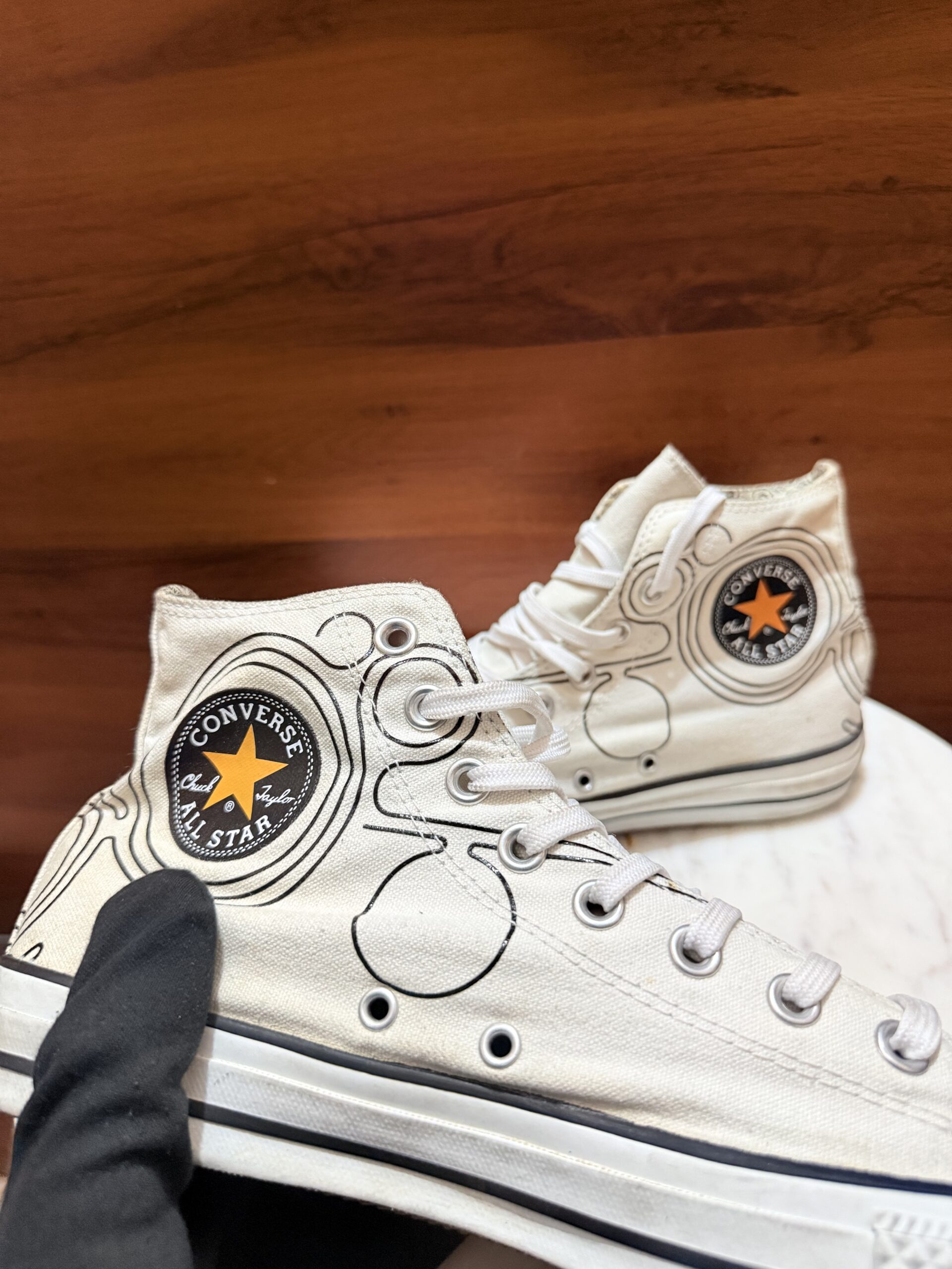 Converse Chuck Taylor All Star High Top Sneakers – Off-White / Orange Graphic
