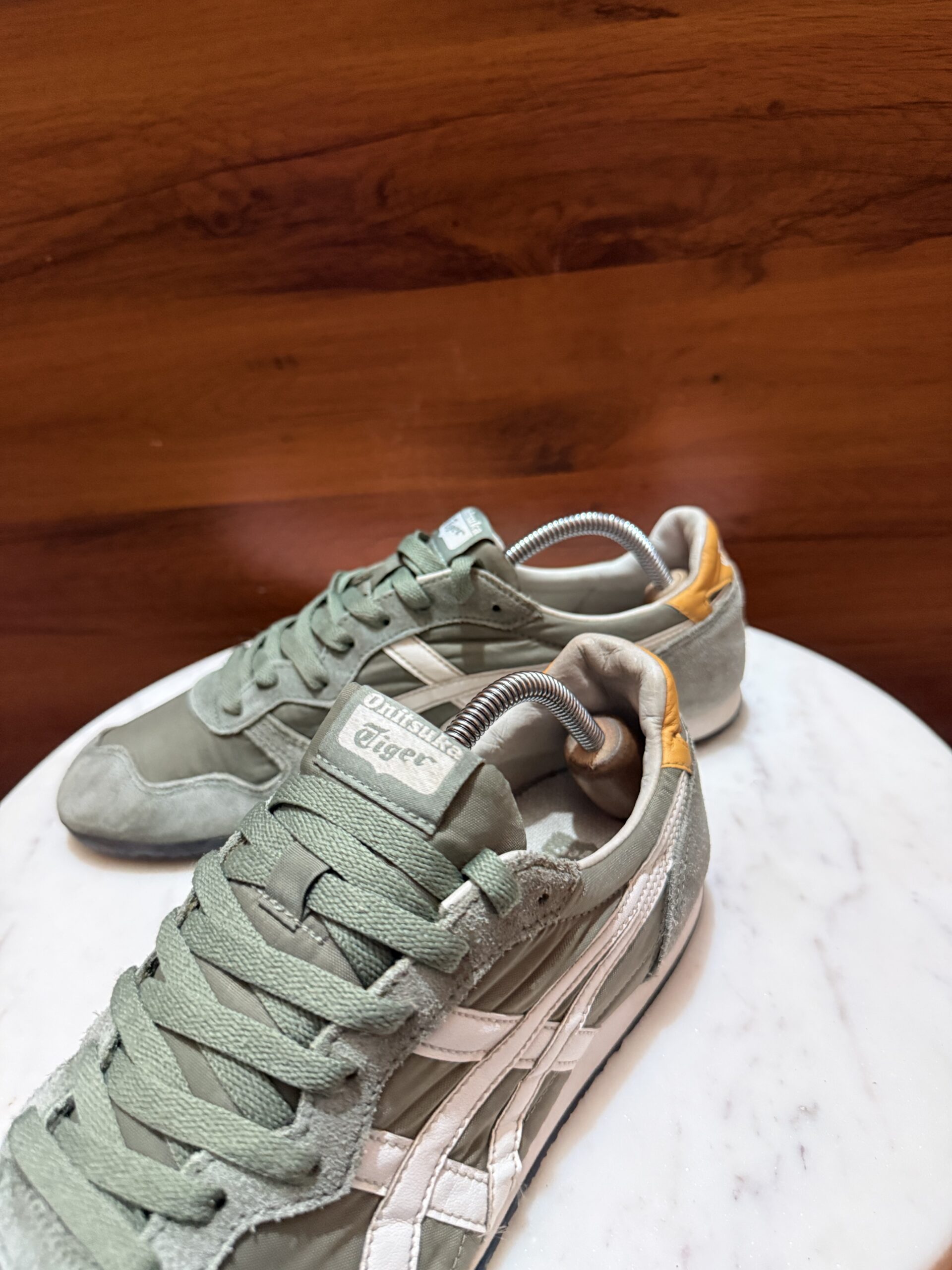 Onitsuka Tiger Serrano Sneakers – Sage Green / White / Mustard Yellow