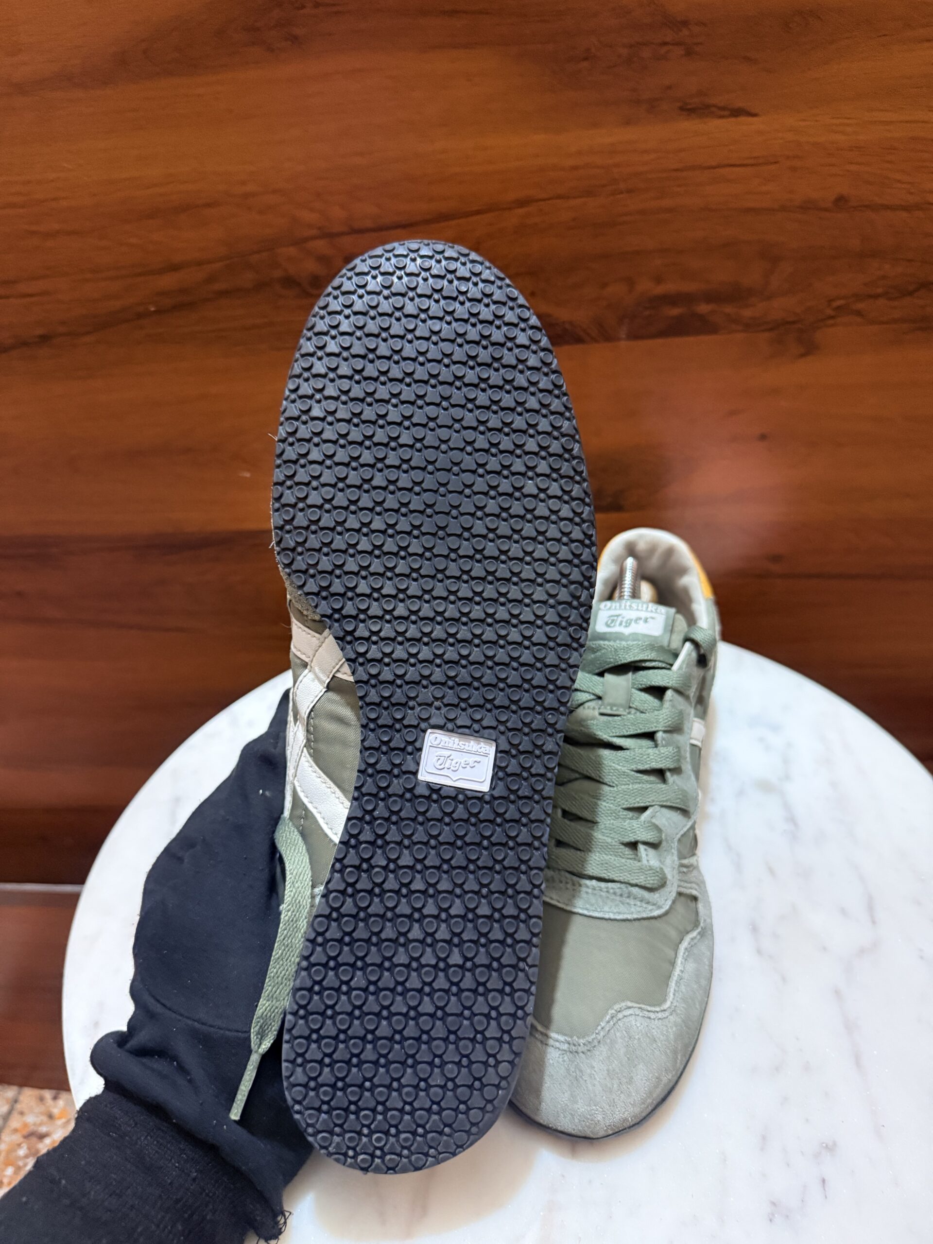 Onitsuka Tiger Serrano Sneakers – Sage Green / White / Mustard Yellow