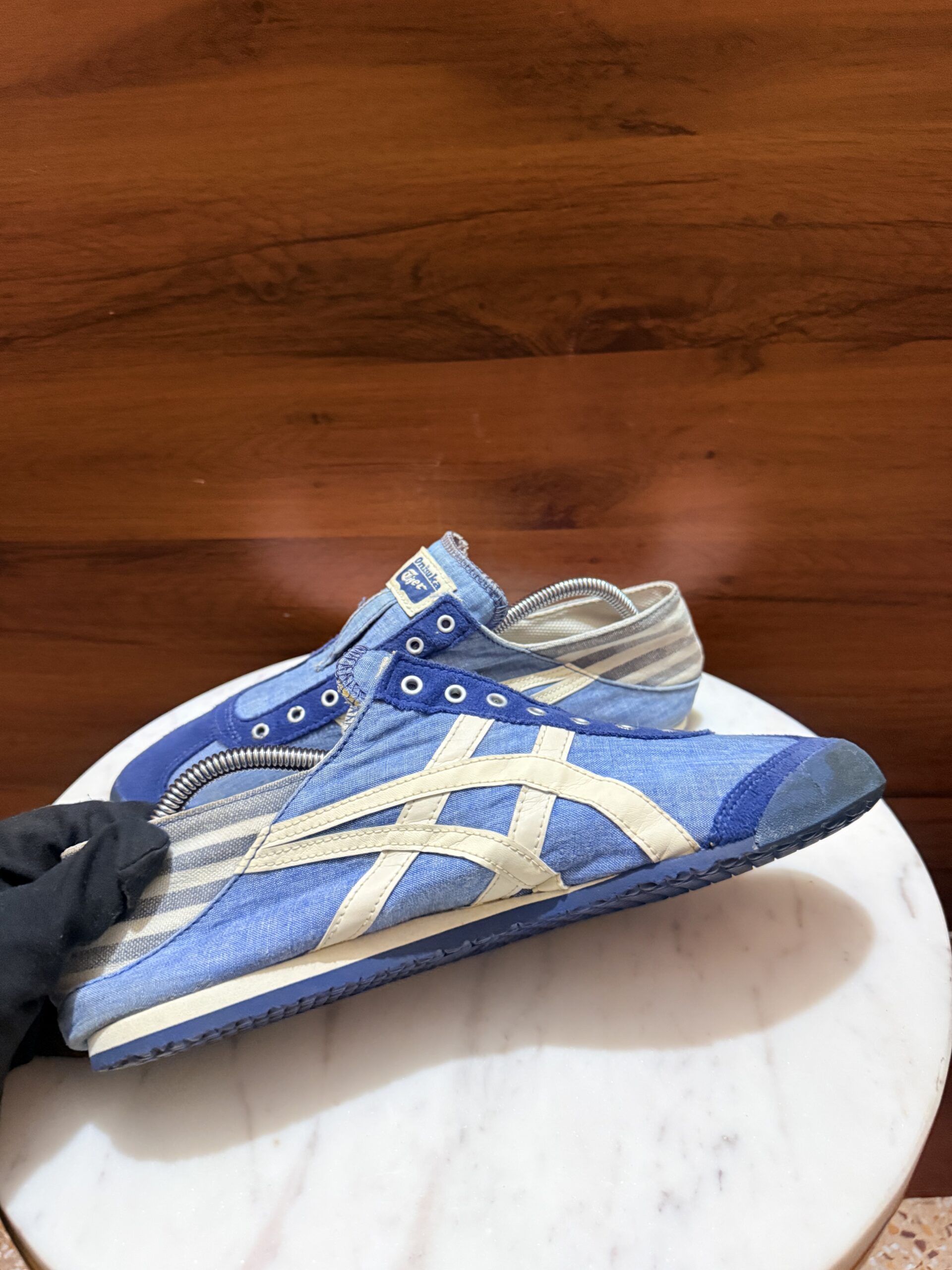 Onitsuka Tiger Mexico 66 Slip-On Sneakers – Denim Blue / Off-White