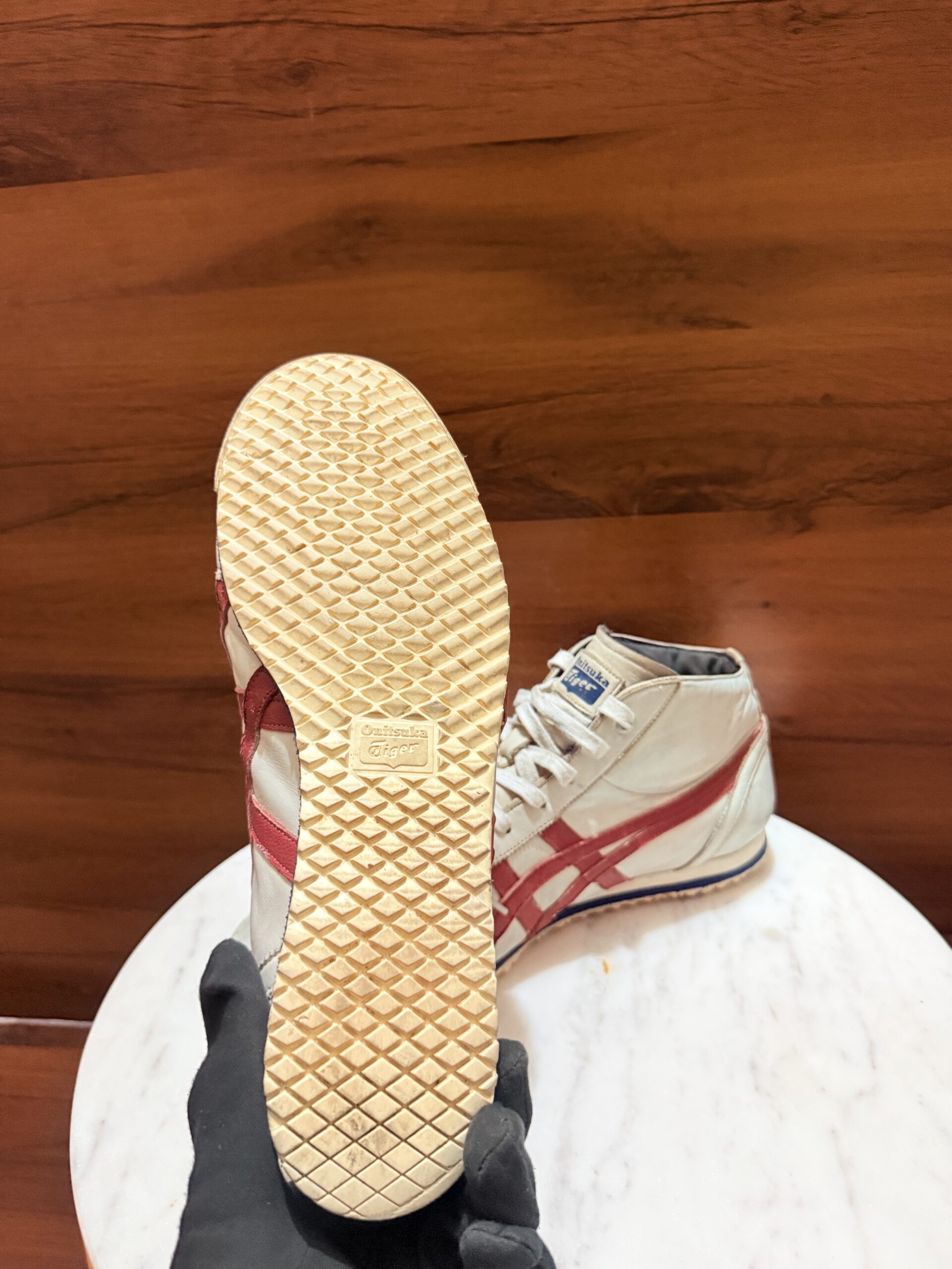 Onitsuka Tiger Mexico Mid Runner Sneakers – White / Red / Blue