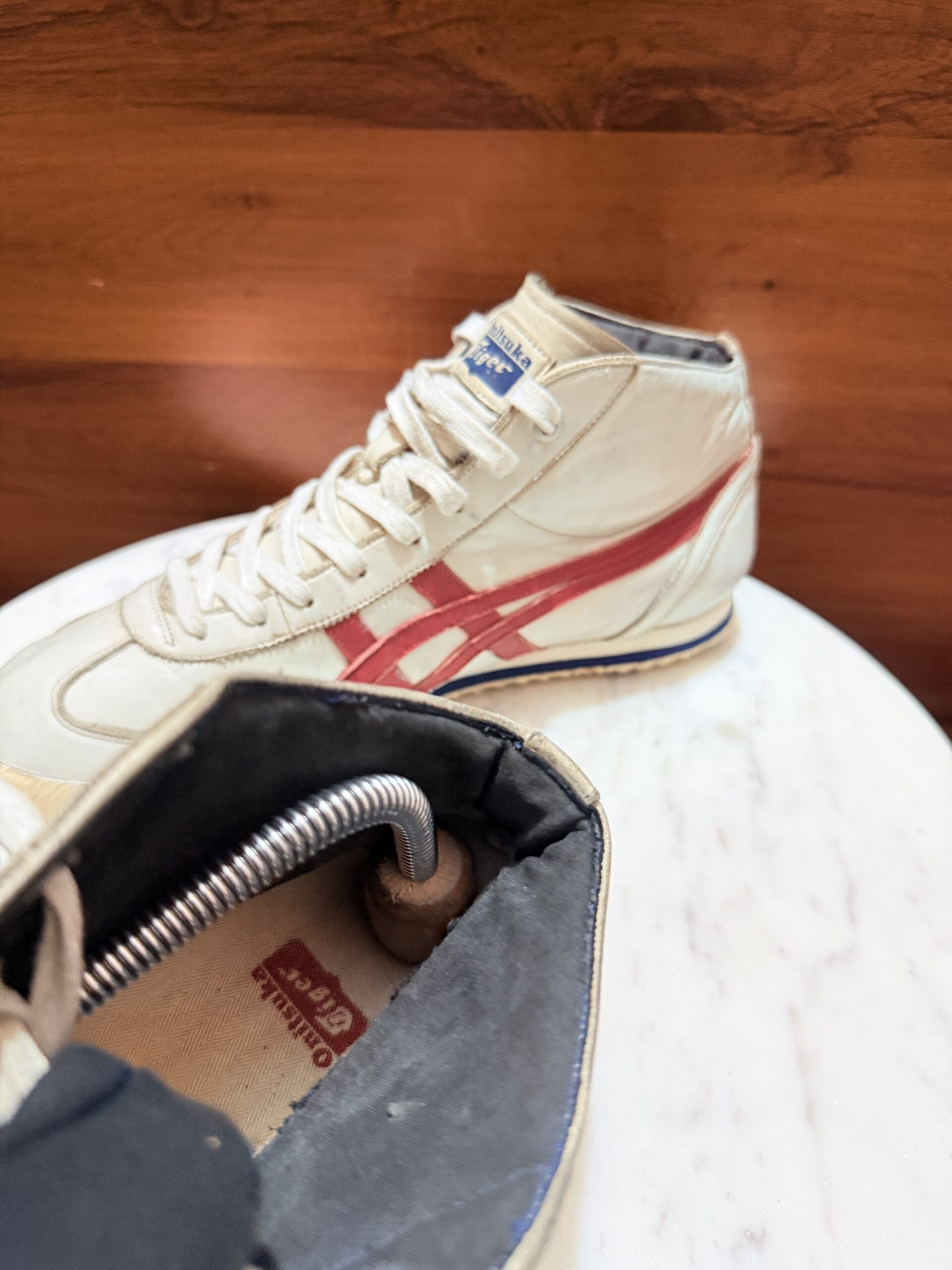 Onitsuka Tiger Mexico Mid Runner Sneakers – White / Red / Blue