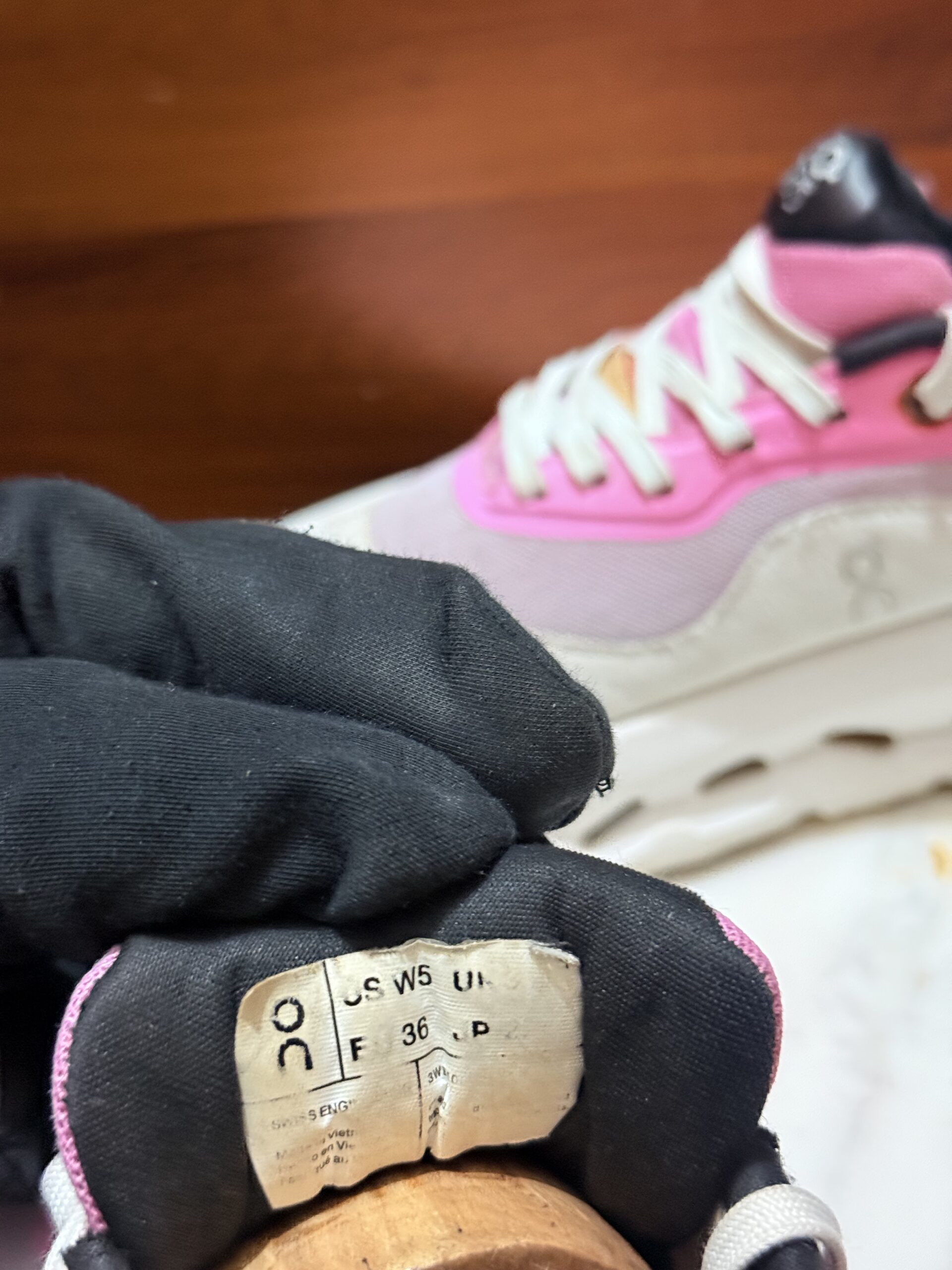 On x Loewe Cloudtilt Sneakers – White / Pink