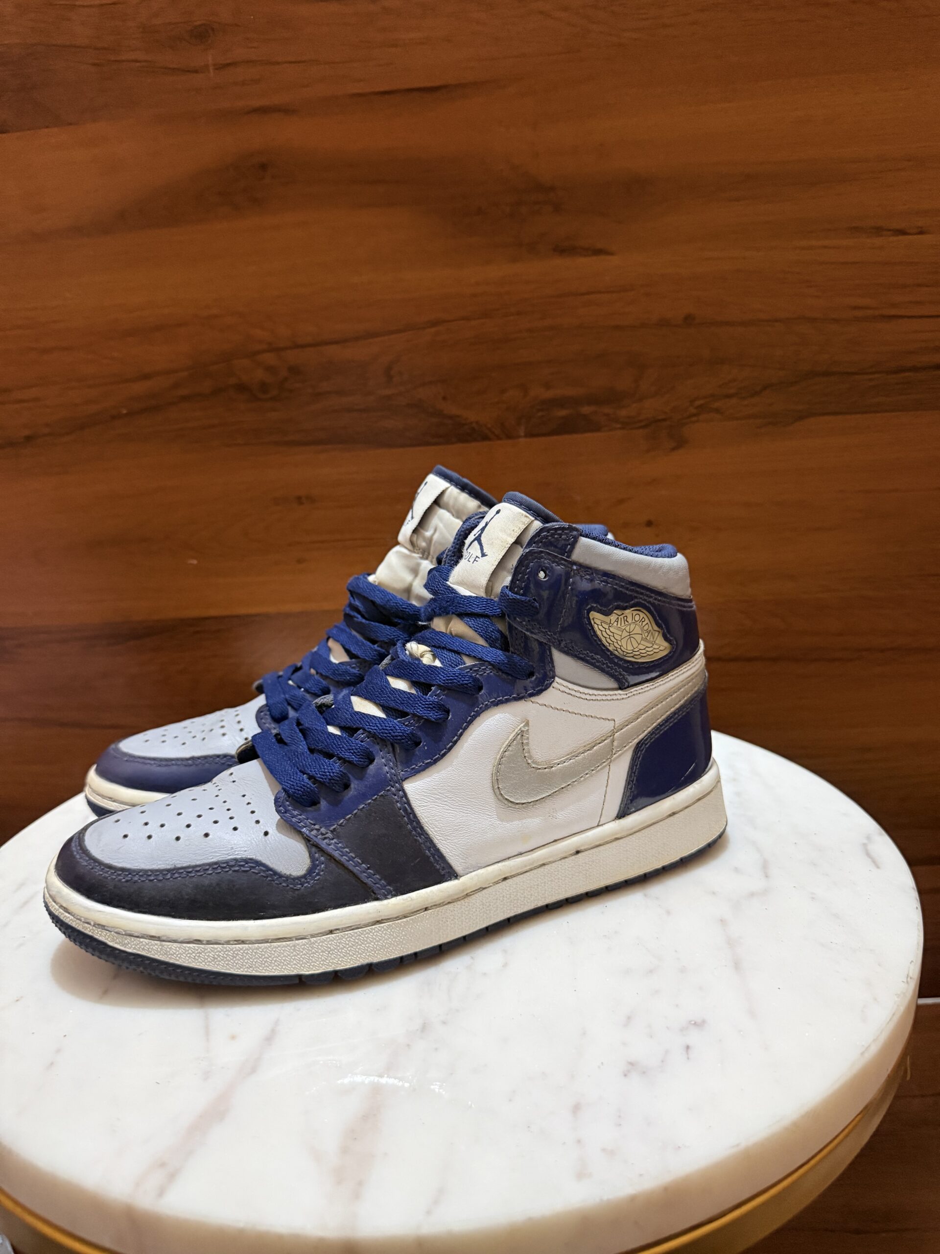 Nike Air Jordan 1 Mid – Blue / White