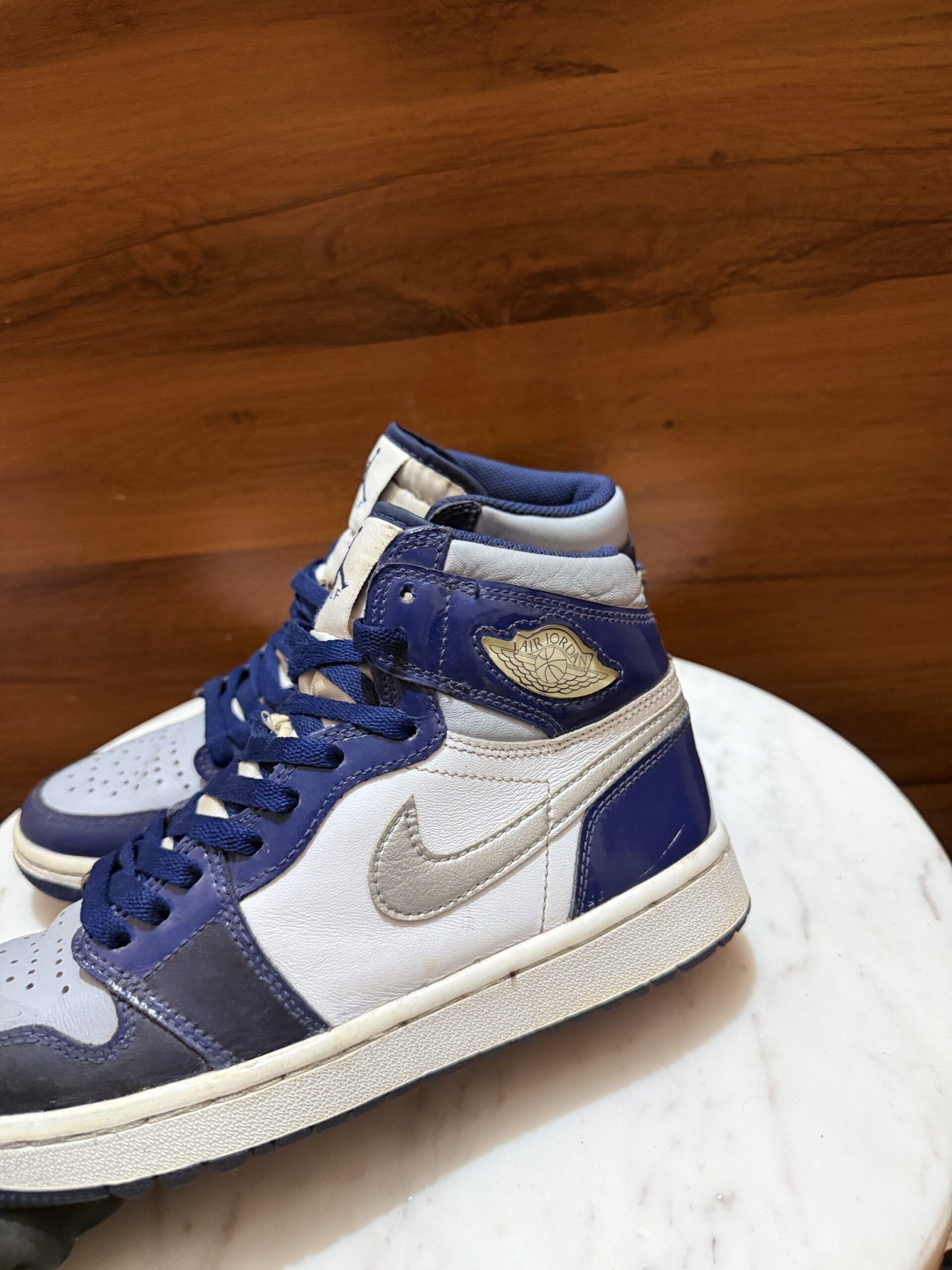 Nike Air Jordan 1 Mid – Blue / White