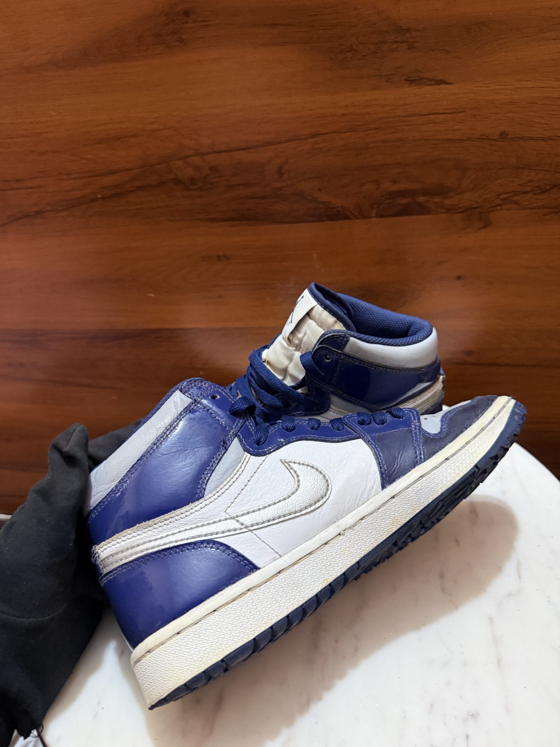 Nike Air Jordan 1 Mid – Blue / White