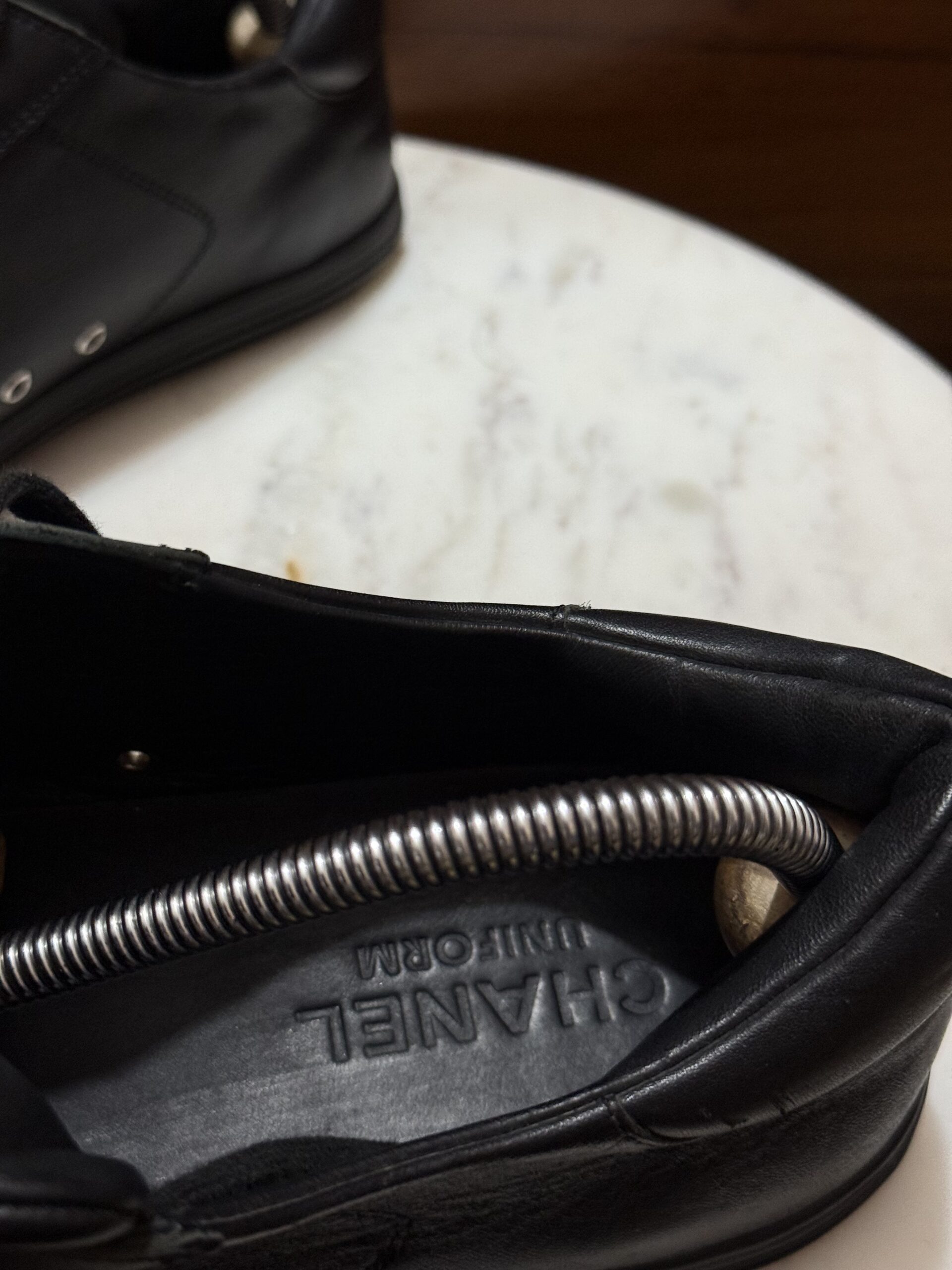 Chanel – Interlocking CC Leather Low-Top Sneakers "Triple Black"