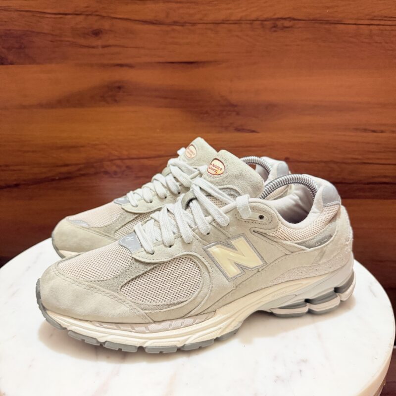 New Balance 2002R – Atlas Grey / Off-White
