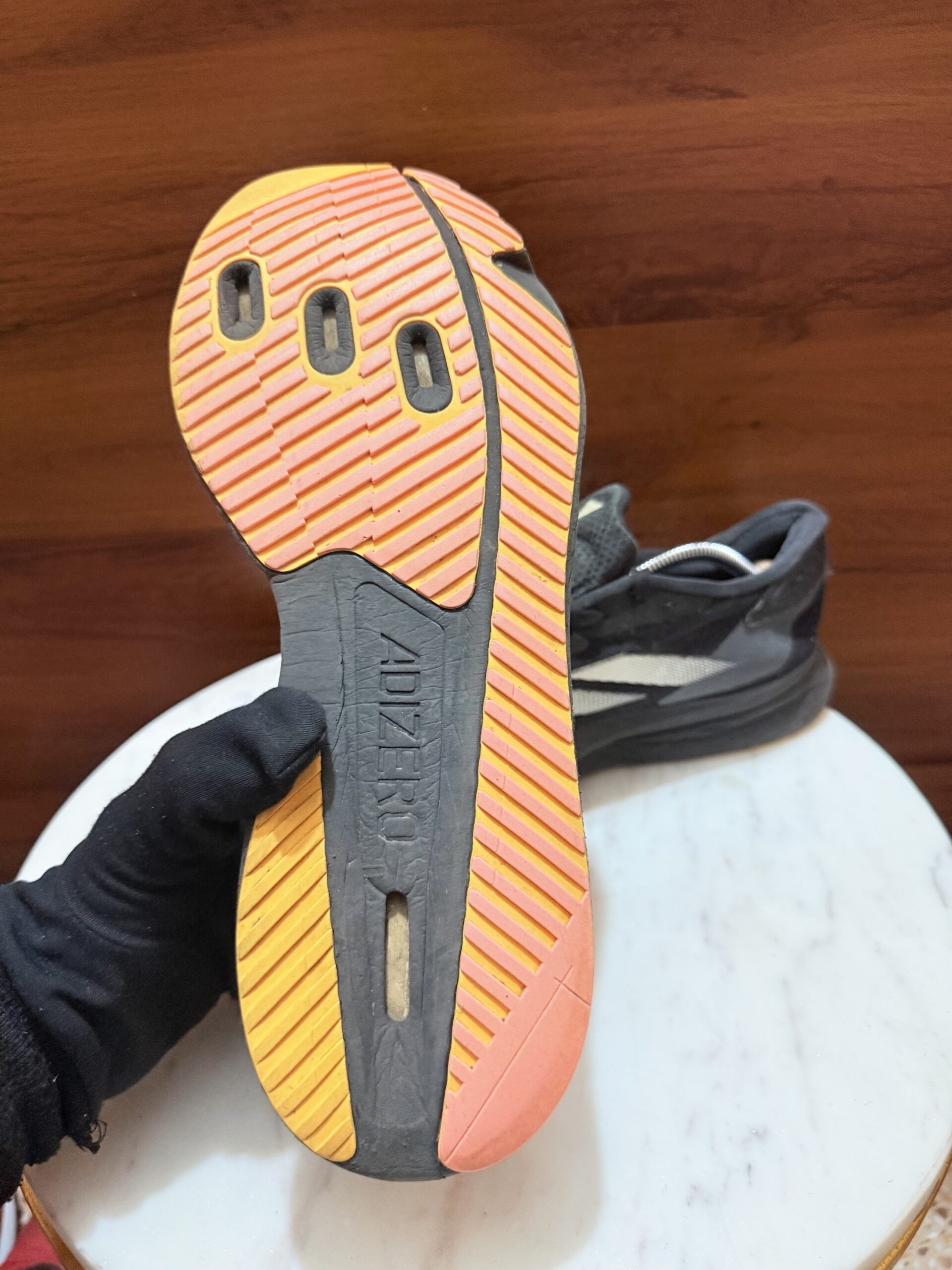 adidas Adizero SL 2 – Core Black / Cloud White / Lucid Orange