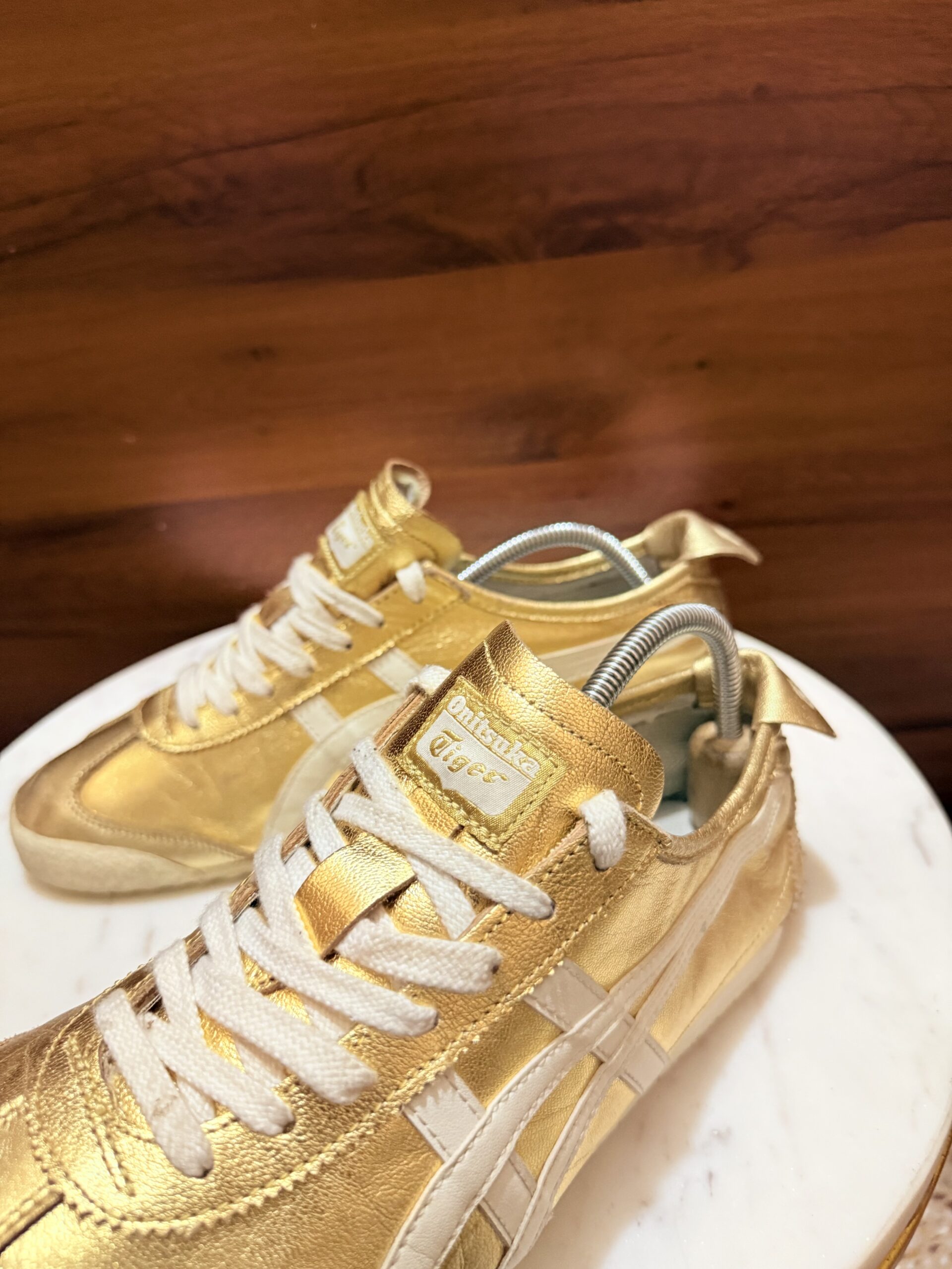 Onitsuka Tiger Mexico 66 Sneakers – Metallic Gold / White