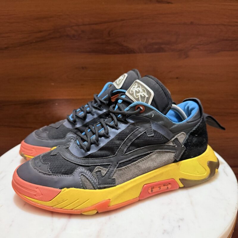 Off-White Sneakers – Dark Grey / Yellow / Multicolor