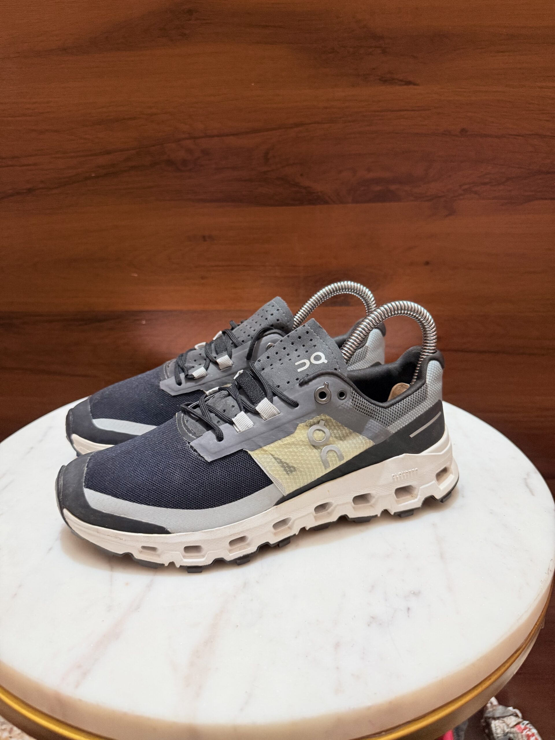 On Running Cloudflyer – Black / Grey / White