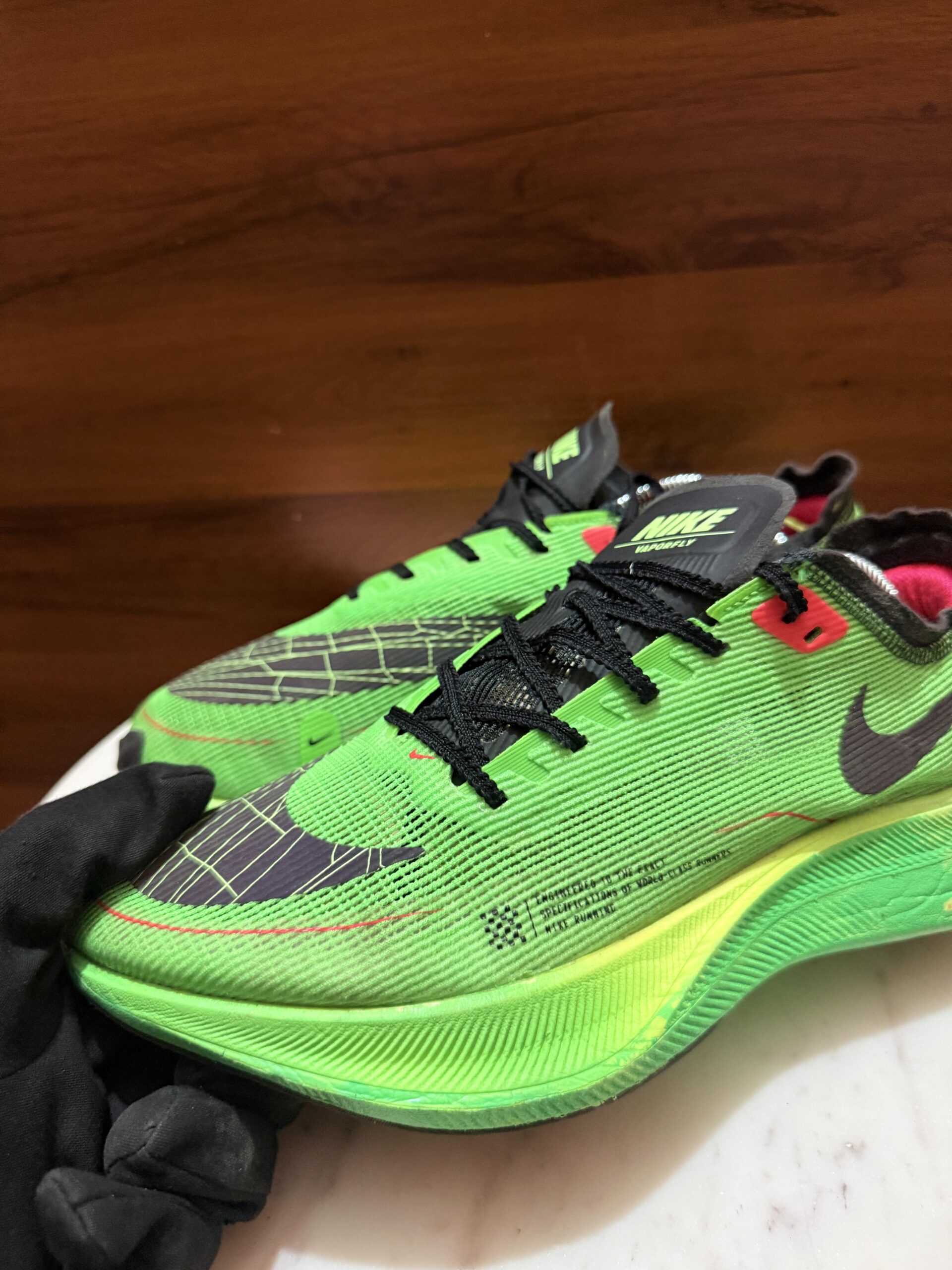Nike ZoomX Vapourfly – "Electric Green"
