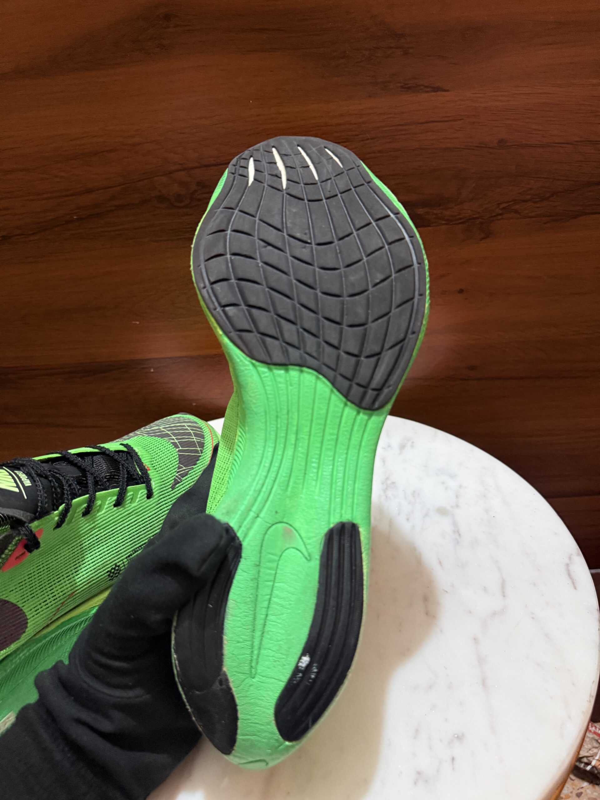 Nike ZoomX Vapourfly – "Electric Green"